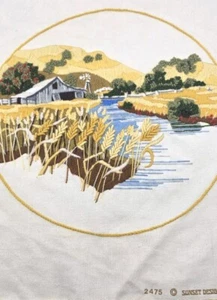 Campos de trigo de verano con punta de aguja crewel de colección Sunset Designs completos sin marco - Imagen 1 de 6