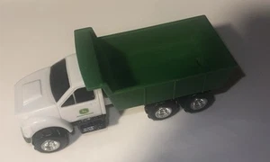 ERTL John Deere White & Green Dump Truck 1:64 Diecast/Plastic - Picture 1 of 2