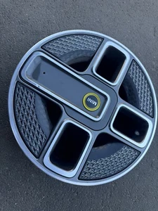 17” Mini Cooper EV 2020-2023 Corona Spoke OEM Factory Wheel And Hubcap 17x7 +54 - Picture 1 of 8