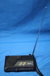 Radio reloj despertador AM/FM Cosmo CR-2508 vintage estado - Imagen 1 de 6