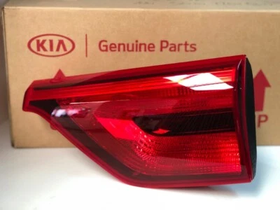 GENUINO NUEVO LUZ TRASERA DERECHA EN BOTA TRAJES KIA SPORTAGE 2015-2016 Foto 1 de 2