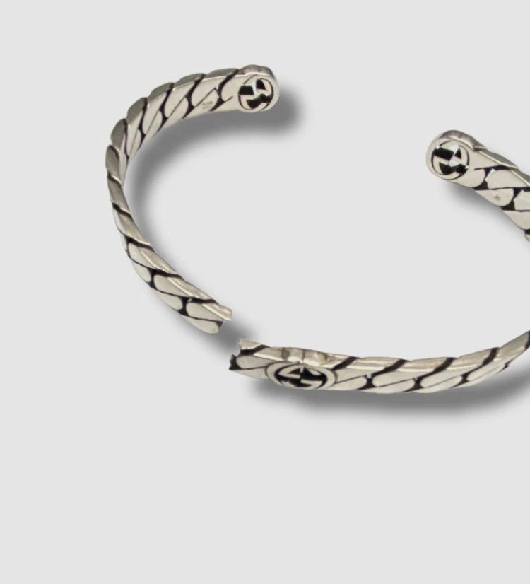 $471 Gucci Women's 925 Sterling Silver Wide Interlocking G Cuff Bracelet - Image 1 of 1