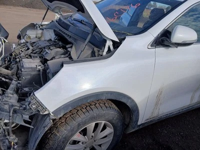 Used Front Left Fender fits: 2016 Kia Sorento black moulding Front Left Grade A - Image 1 of 4