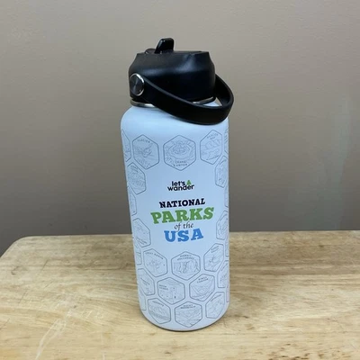 Termo botella de agua Let’s Wander Parques Nacionales de los Estados Unidos con sábana de lixiviación  Foto 1 de 4