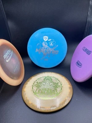 4 Used Disc Golf Discs. Disc Mania, Innova. Leopard 3, Aviar 3, Maestro, Krait - Image 1 of 4