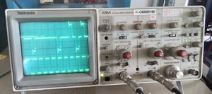 Oszilloskop 2215A Tektronix 60Mhz 2 Chanels Rugged Scope Tested - Bild 1 von 10