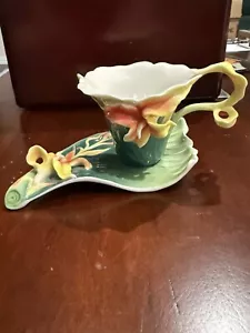 Franz-"Brilliant Blooms" Canna Lily Design Sculptured Porcelain CUP/SAUCER SET - Picture 1 of 10