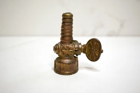 Nice Antique Deco Brass Gas Valve - Working / Twists Smoothly - Exclnt Condition Cover