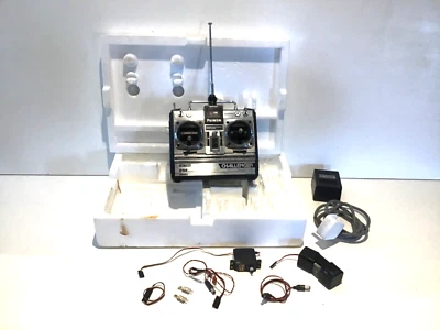 Futaba Challenger FP - T5N Radio Control Transmitter 35mhz , Charger etc - Image 1 of 4