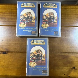 3 Used Between the Lions VHS Tapes Hopping Hen Stop That Chicken Teachers Pet - Picture 1 of 7