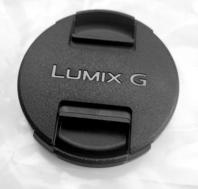 Panasonic Lens Cap SYF0073 46mm For LUMIX 14mm f2.5 & 20mm f1.7 14-42mm II Lens - Image 1 of 4