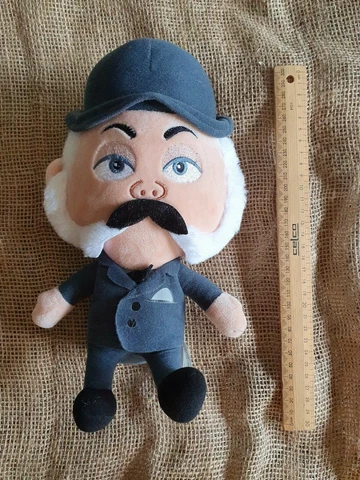 Sherlock Gnomes Plush 30cm Toy Excellent Condition Collectable Mystery Cover