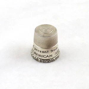 Simons Sterling Thimble un regalo di Gay Ann Rogers HTF - Foto 1 di 7