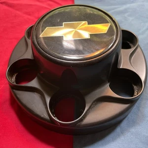 Chevy Wheel Center HubCap PICKUP VAN SUBURBAN Tahoe Silverado 1500 2500 BLACK OE - Picture 1 of 6