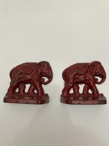Antique. Cast iron, Red Elephant door stops, and/or bookends.  Lot of 2 - Picture 1 of 7