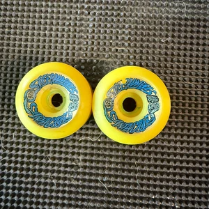 Santa Cruz Speed Wheels Yellow 65mm 92a Skateboard Wheels NEW - Picture 1 of 2