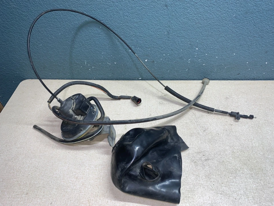 94 95 96 97 MERCURY COUGAR CRUISE CONTROL SERVO CONJUNTO - Imagem 1 de 4