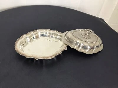 Vintage Reed  Barton Silverplate De Champlain 4080 Serving Dish  Lid 10 3/8" - Image 1 of 4