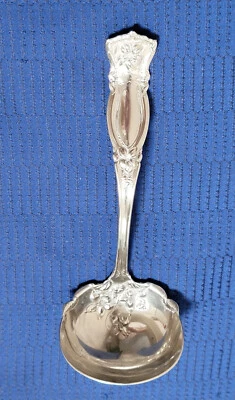 Wm. Concha de servir padrão "violeta" alemã A. Rogers 1912 - Imagem 1 de 4