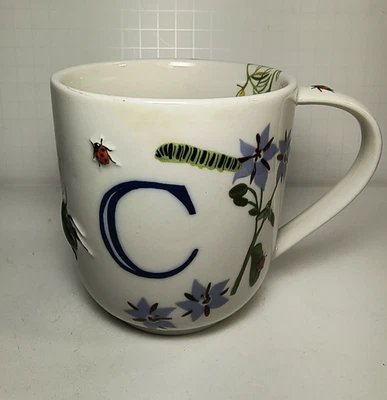 Anthropologie 3D монарх монограмма C инициал кружка чая божья коровка насекомое сад цветочный - Изображение 1 из 4
