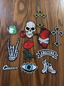 11 Dark Embroidered Applique Iron On Patches for Backpacks Rock Band Patches - Imagen 1 de 2