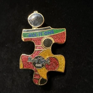 Hard Rock Cafe Pin VTG ALL IS ONE PUZZLE PIECE Limited Edition 800 (Lot# 534) - Picture 1 of 6