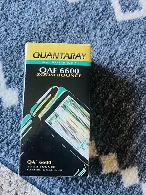 QUANTARTAY QAF 6600 ZOOM BOUNCE ELECTRONIC FLASH UNIT by SUNPAK FOR CANON - Image 1 of 4