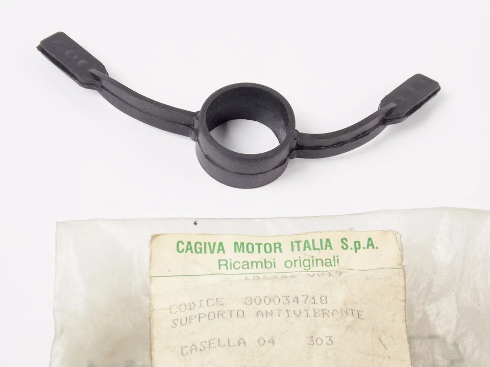 NOS OEM CAGIVA 1982 SST 250 ELEMENT ANTI-VIBRATION DAMPER 800034718 Foto 1 de 1