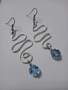 Orecchini Fatti A Mano Con Perla Azzurro Cielo - Foto 1 di 1