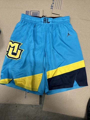 Jordan Marquette University Golden Eagles Basketball Shorts Mens Size 38+2 Cover