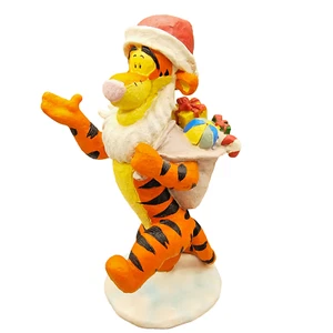 Statua Decorazione Natalizia Babbo Natale Tigro Scultura Winnie The Pooh Holiday 9" - Foto 1 di 24