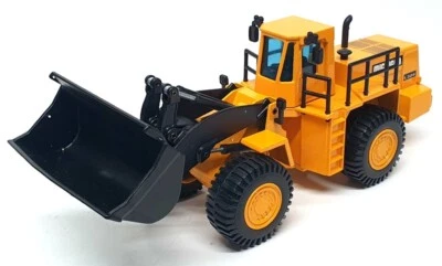 Joal 1/50 Scale Diecast 239 - Michigan L320 Loader - Orange - Photo 1/4