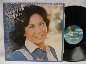 Loretta Lynn Out Of My Head And Back In My Bed 1978 Record NM+ MCA 2330 Club CRC - Foto 1 di 3