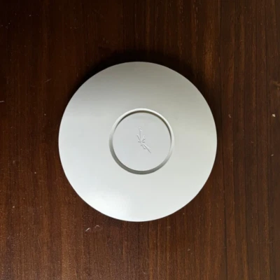 Ubiquiti Networks UAP-LR Wi-Fi System Long Range Network Access Point - Image 1 of 2