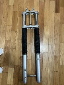 2000-2007 2001 Honda XR650r Front End Forks Triple Trees Axle Bearings XR 650 - Picture 1 of 6