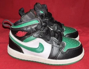 Nike Youth AIR JORDAN 1 640735-067 MID Pine Green Size 7C BASKETBALL SHOES - Picture 1 of 6