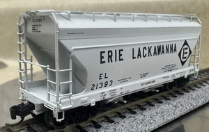 N Scale Covered Hopper ( Eire Lackawanna ) - Picture 1 of 2
