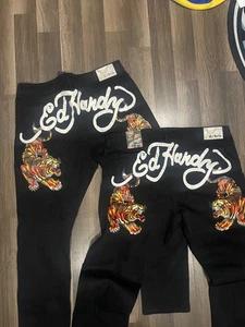 Ed Hardy Jeans Crawling Tiger schwarz nagelneu 42 & 38 Menge - Bild 1 von 6