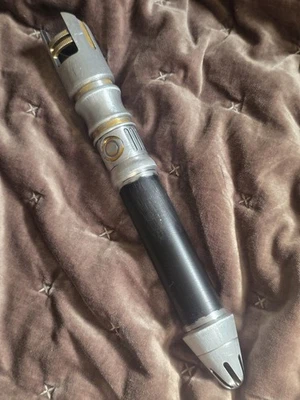 Sable de neopíxel Vader's Vault Maelstrom - desgastado con enchufe de hoja personalizado - COMO ESTÁ Foto 1 de 4