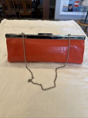 Bolso sin asas vintage Calvin Klein con correa de cadena 11x5 cuero metálico plateado naranja Foto 1 de 4