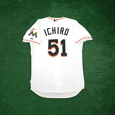 Camiseta deportiva Ichiro Suzuki 2015 Miami Marlins auténtica en el campo local blanca Cool Base Foto 1 de 4