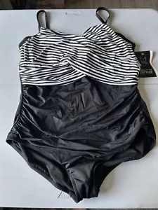 Black stripe one piece swimsuit size 3 XL New - Picture 1 of 8