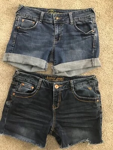 LOT GIRLS SZ 16 & JUNIORS 3 / 4 JEAN SHORTS DENIM - JUSTICE / DELIA’S - Picture 1 of 8