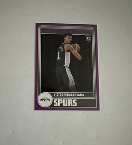 2023-24 Hoops Victor Wembanyama RC #298 (Tribute) Purple Centered - Picture 1 of 2