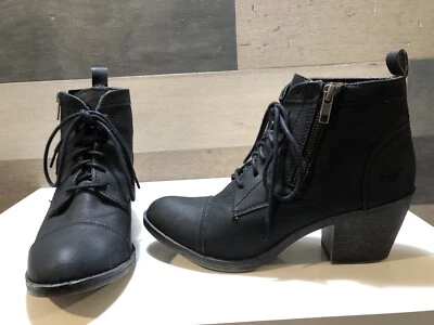 Botas femininas ROCKET DOG de camurça preta salto lateral com cadarço - TAM 9,5M - Imagem 1 de 4