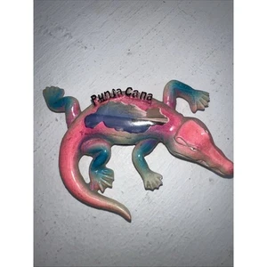 Dominica Punta Cana Tourist Souvenir alligator/croc Fluorescent, Fridge Magnet ￼ - Picture 1 of 4
