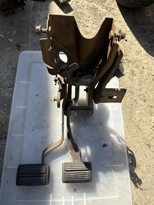 67-76 MOPAR A-BODY 4-SPEED CLUTCH/BRAKE PEDALS- DODGE DART DEMON PLYMOUTH DUSTER - Image 1 of 4