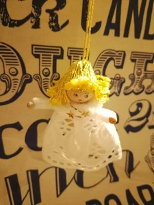 Erzgebirge Christbaum Schmuck Anhänger Ornament Engel mit Spitze Weihnachten - Bild 1 von 1