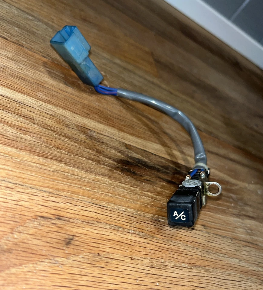 Interruptor de aire acondicionado Toyota Van 1984-89 OEM ¡PROBADO FUNCIONA!! Interruptor de CA Foto 1 de 4