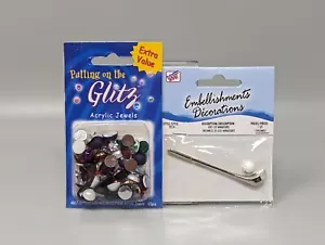 Joyas acrílicas Westrim Crafts Glitz 65 piezas y club de golf con adorno de pelota - Imagen 1 de 5